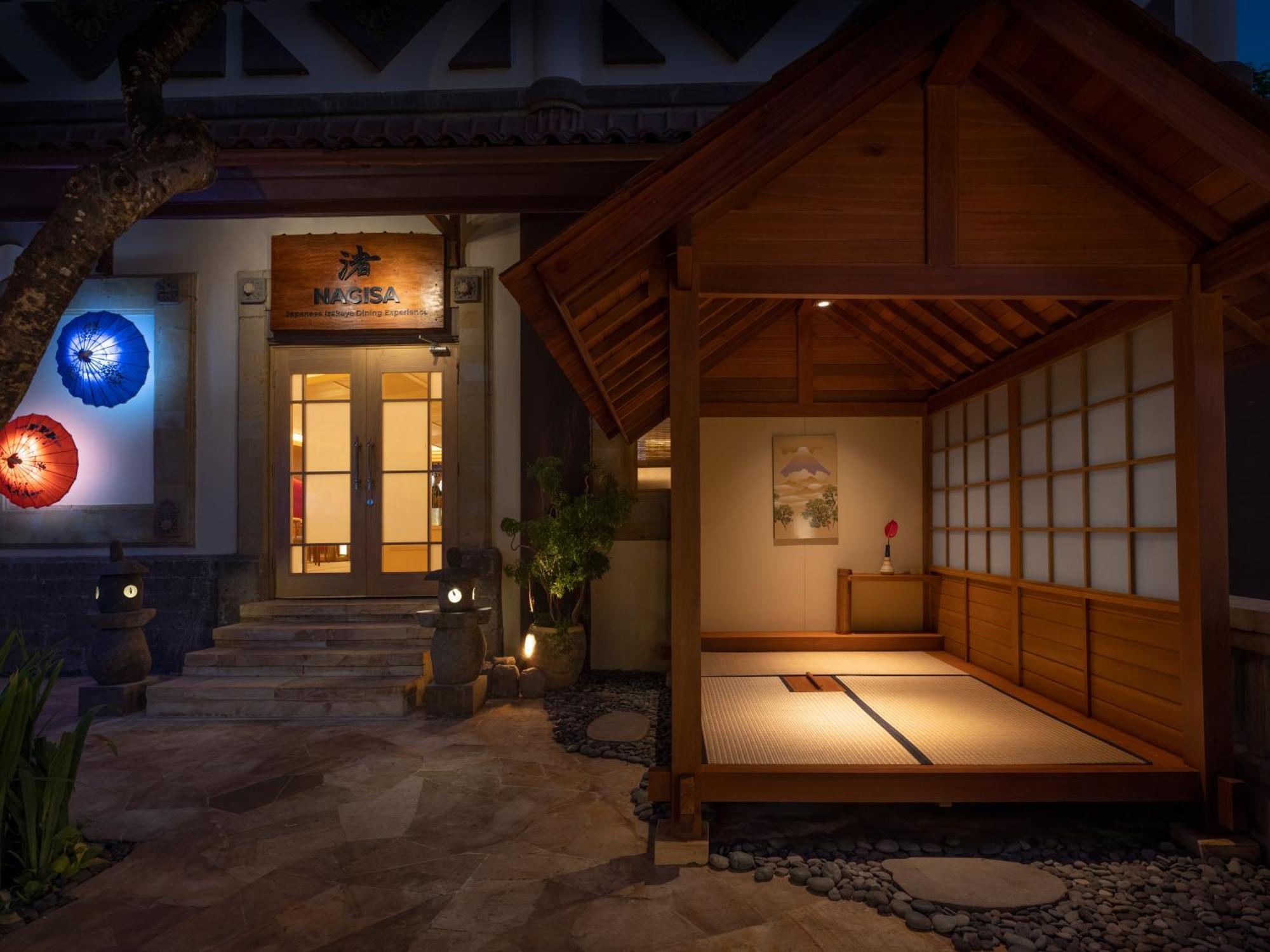 נוסא דואה Hotel Nikko Bali Benoa Beach מראה חיצוני תמונה Entrance to a Japanese spa