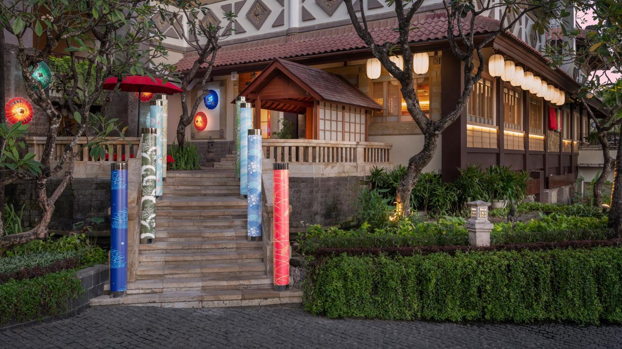 נוסא דואה Hotel Nikko Bali Benoa Beach מראה חיצוני תמונה Entrance to the hotel
